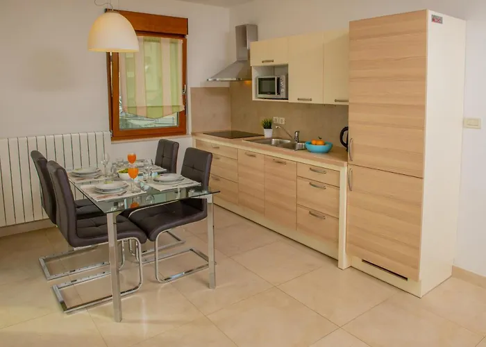 Oliva Apartman *