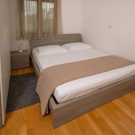 Apartment Oliva
