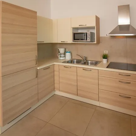 Oliva Apartment *