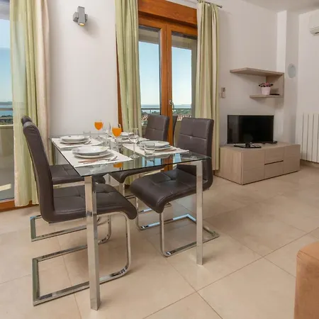 Oliva Apartmán Premantura